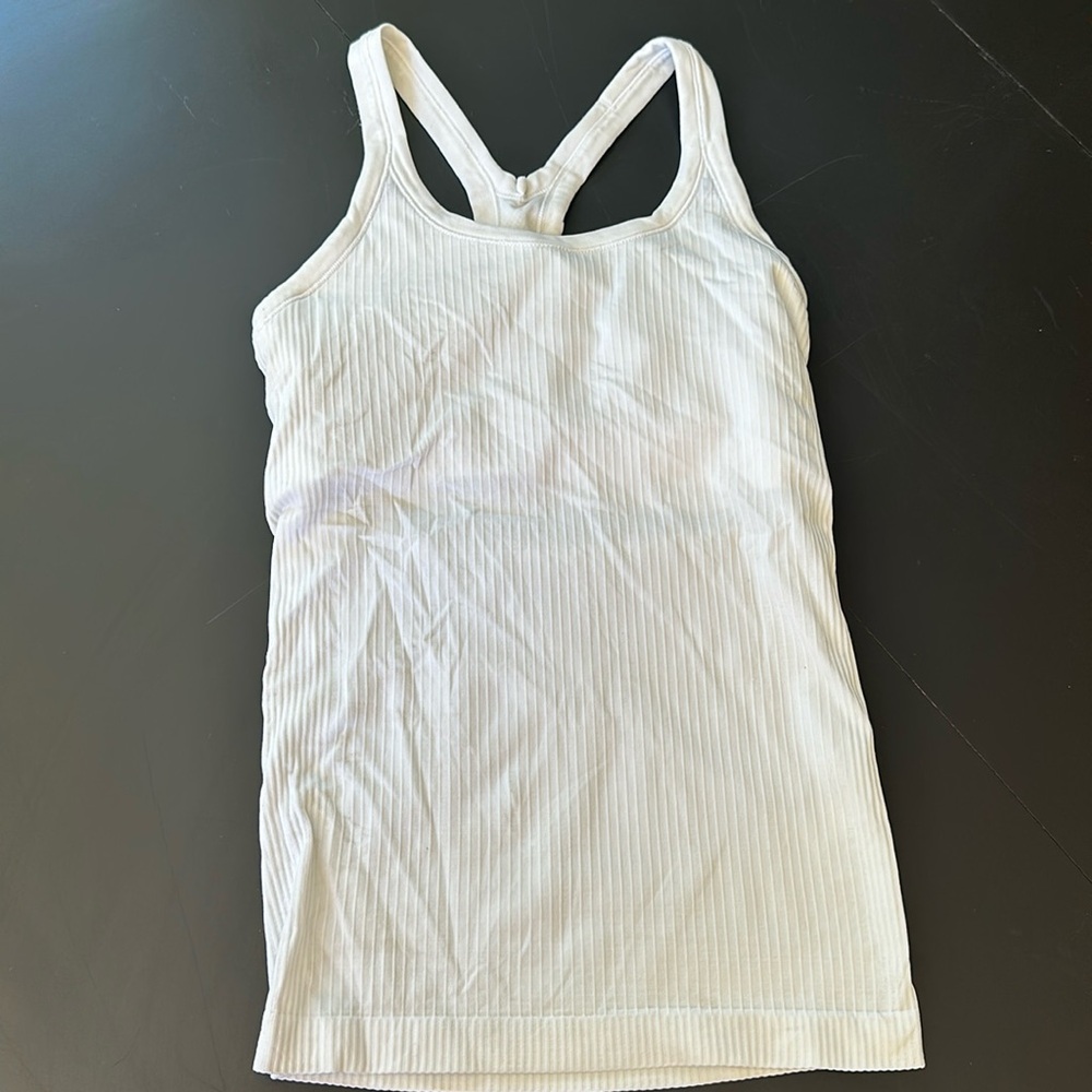 Lulu lemon ebb to street tank